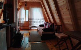 M&K Chalets
